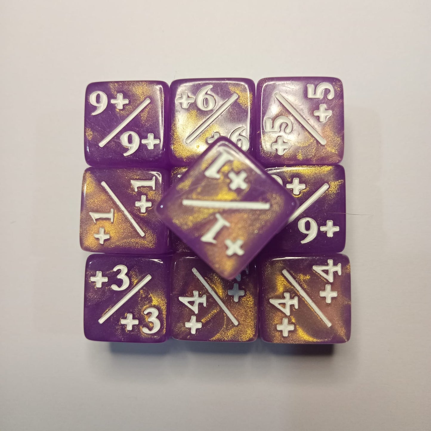 Set de 10 Dados 16mm Contadores MTG Matemáticas Perlados Opacos y Glitter