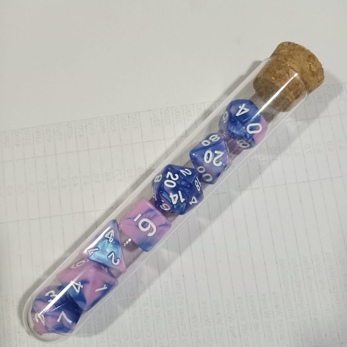 Esencias de Criaturas Místicas - Set Poliédrico de 7 Dados para Rol Perlados