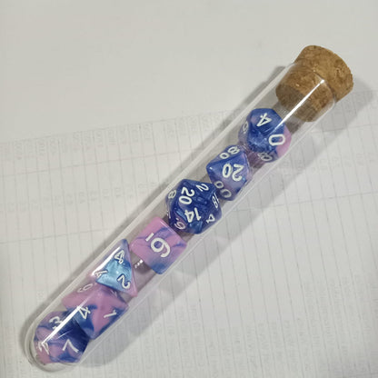 Esencias de Criaturas Místicas - Set Poliédrico de 7 Dados para Rol Perlados