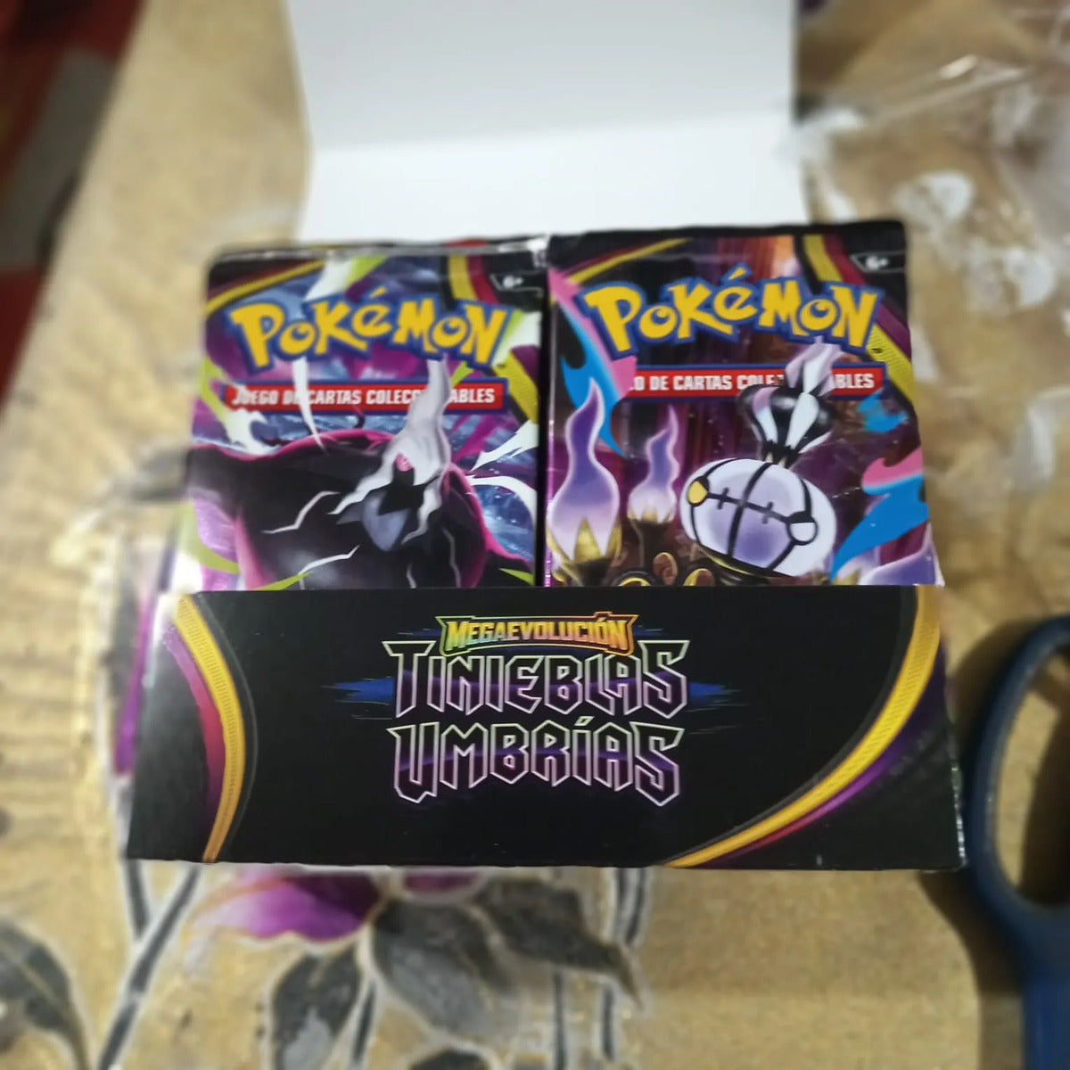 Sobre Pokémon Pitch Black Tcg - Español